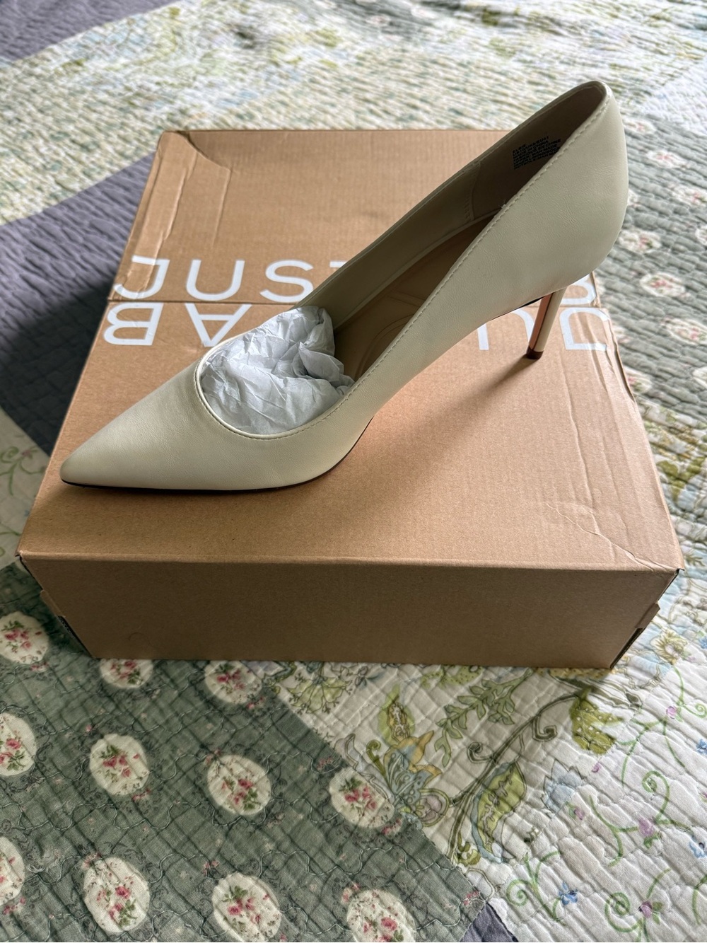New JustFab Women's Cream Pointed Toe Stiletto Pump